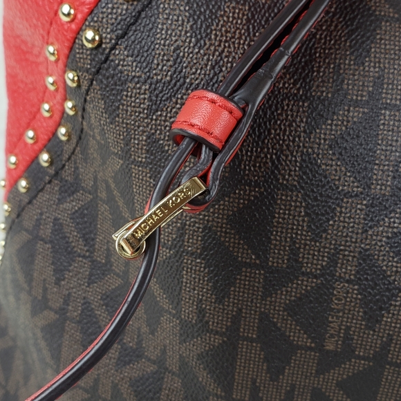 Michael Kors Aria Monogram Crossbody - Picture 3 of 10